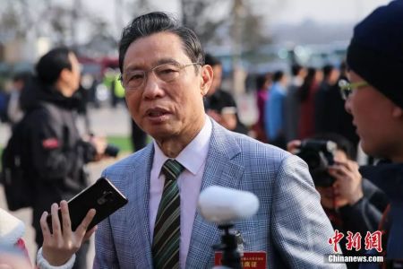 钟南山。 中新社记者 熊然 摄