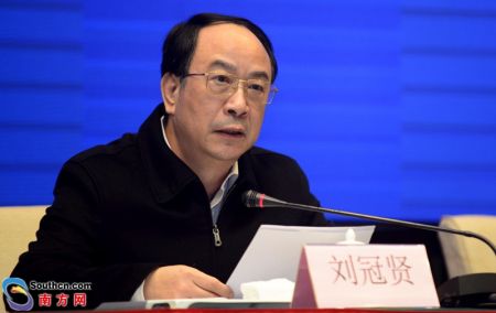 广东省疫情防控指挥部办公室医疗救治组副组长、省卫生健康委一级巡视员刘冠贤