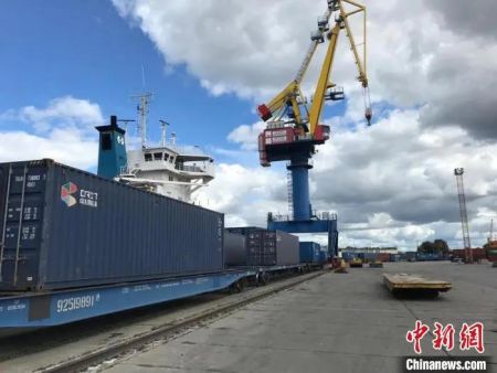 资料图:中国的货物通过中欧班列运往欧洲。林启帆 摄 资料图:中国的货物通过中欧班列运往欧洲。林启帆 摄