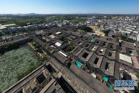 航拍视角下的陈慈黉故居。新华网 李相博 摄 航拍视角下的陈慈黉故居。新华网 李相博 摄