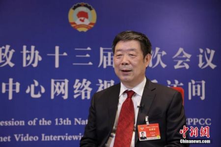 　　图为3月7日拍摄的全国政协委员、中国载人航天工程总设计师周建平。 中新社记者 王潮 摄