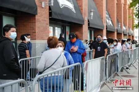 资料图:纽约疫苗接种点。中新社记者 廖攀 摄 资料图:纽约疫苗接种点。中新社记者 廖攀 摄